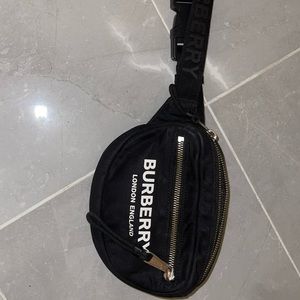 Burberry fanny pack